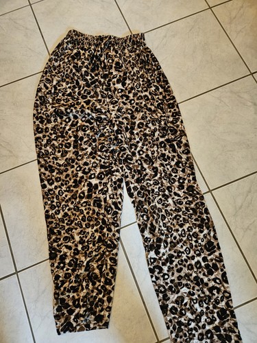 Neue hose leo - neue,